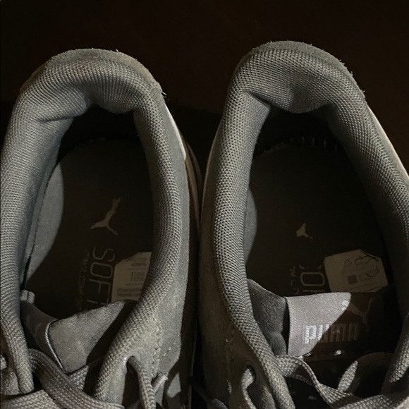 Puma Sneakers in Gray and White. Women’s size 9.5. - Picture 6 of 11